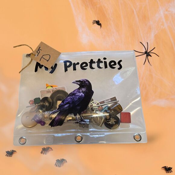 My Pretties Raven Crow Assemblage Art Crafting Lot Vintage Buttons Charms Lot D - Picture 4 of 5